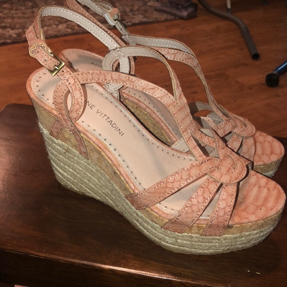 NIB Wedges - Picture 3 of 5